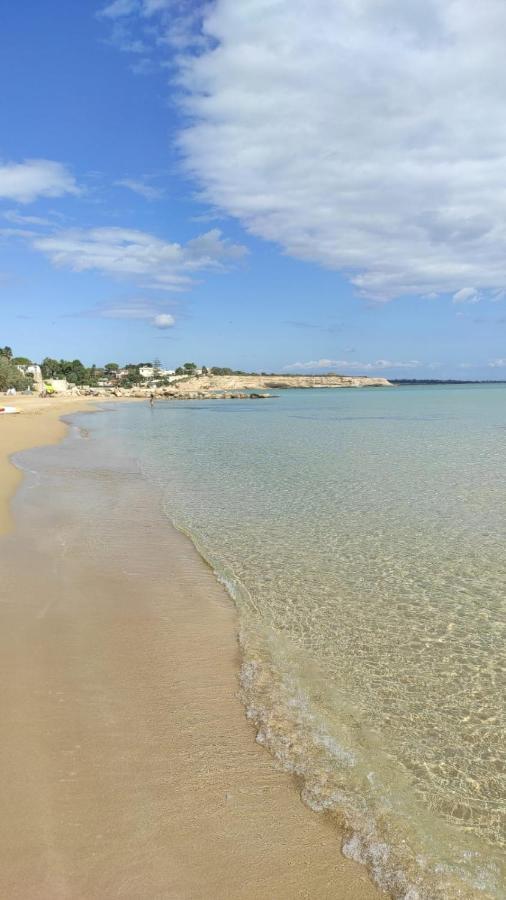 דירות אבולה Fronte Mare מראה חיצוני תמונה